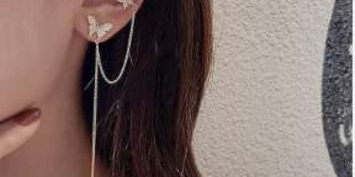 Butterfly Fashion Earrings: Elegance and Symbolism in Jewelry