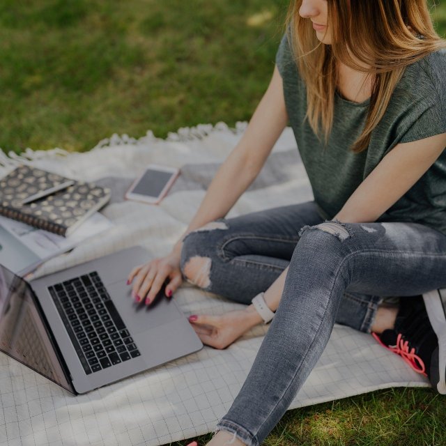Pay Someone to Do My Assignment: A Hassle-Free Solution for Busy Students