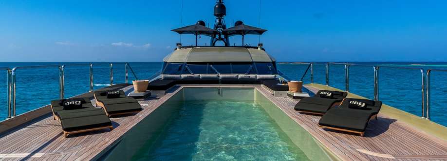 Glamour Yacht