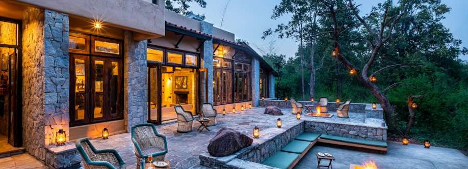 Kanha Earth Lodge