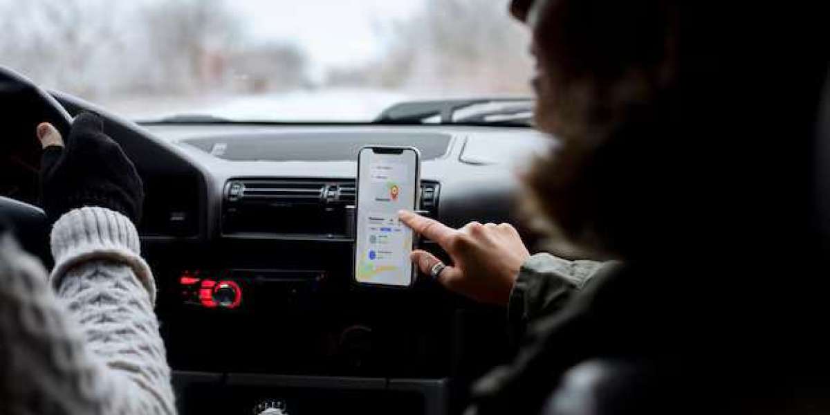 How to Build an App Like Uber? Features + Technologies