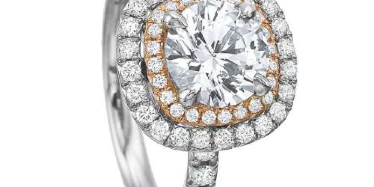 What to Look for When Shopping at a Jewelry Store