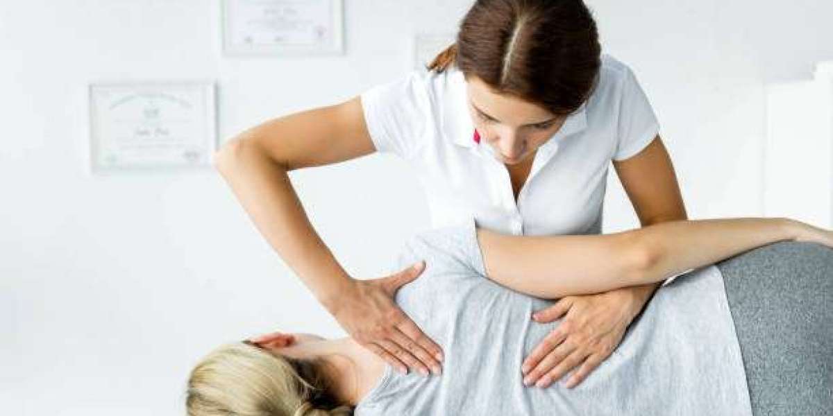 The Role of a Chiropractor in Pain Management