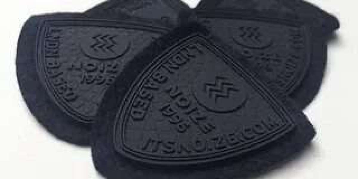 Leather Tags: The Timeless Craftsmanship Behind Every Label