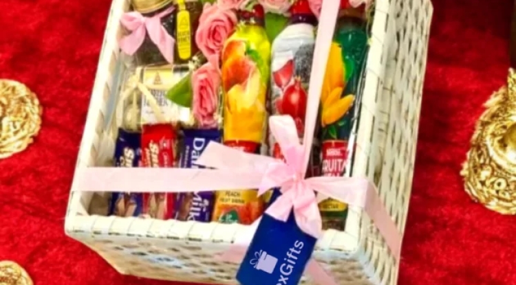 Which Chocolate Store in Lahore Offers Custom Gift Boxes? - BIP Indianapolis