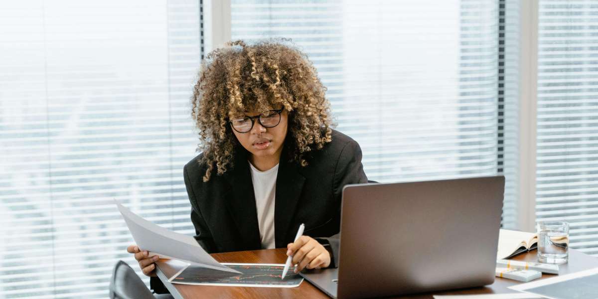 Corporate Tax vs Income Tax: Key Differences & What Businesses Should Know