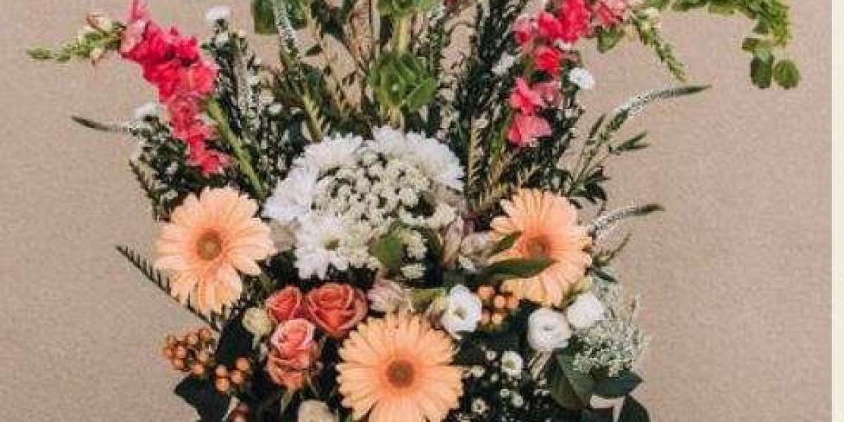 Flower Arranging Class Experiences Curated by Your Local Florist