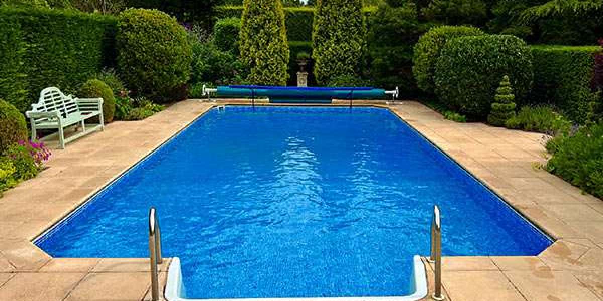 Professional Pool Cleaning and Service in Amersham – Unicorn Pools and Hot Tubs
