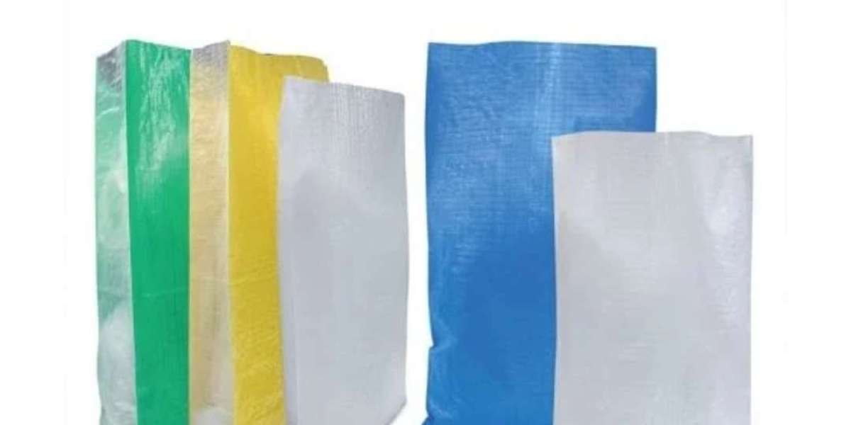 The Comprehensive Guide to PP Woven Bags: Manufacturing and Applications