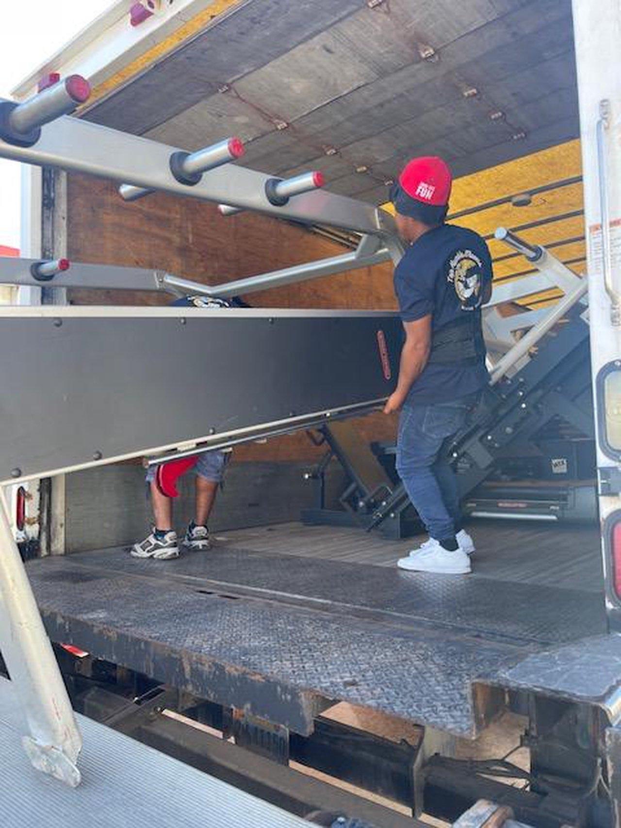 Expert Insights into Gym Equipment Moving Houston | Articles | Top Humble Movers | Gan Jing World - Technology for Humanity | Video & Movie Streaming