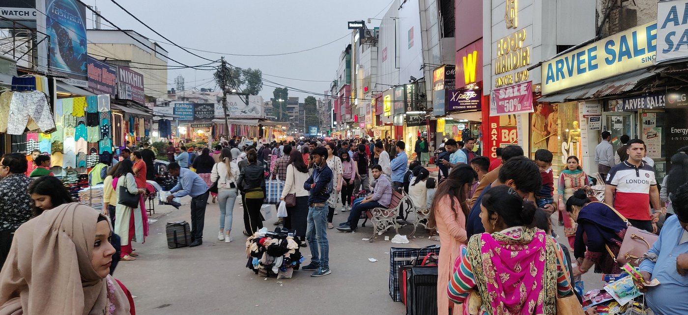 Lajpat Nagar Central Market Delhi: Timings, Weekly Off, Shopping & Food Guide