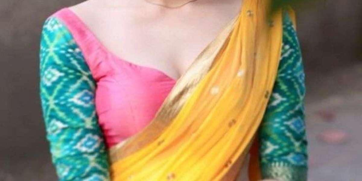 Enjoy your trip with dashing Udaipur escorts