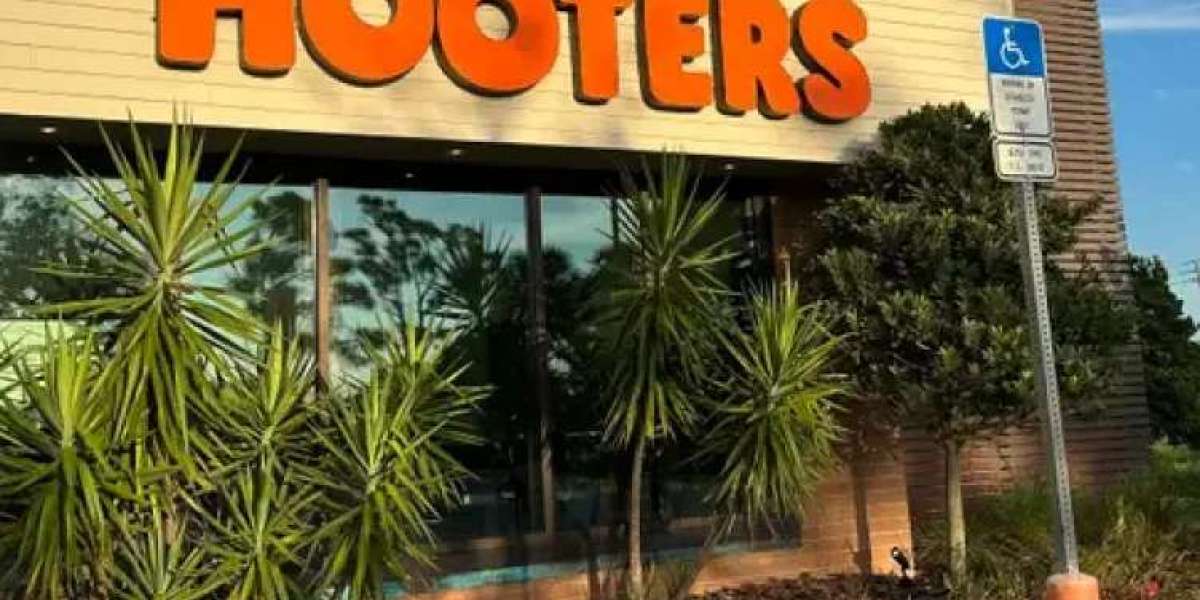 Hooters Family Review: Prices, Menu, and Nutrition Guide