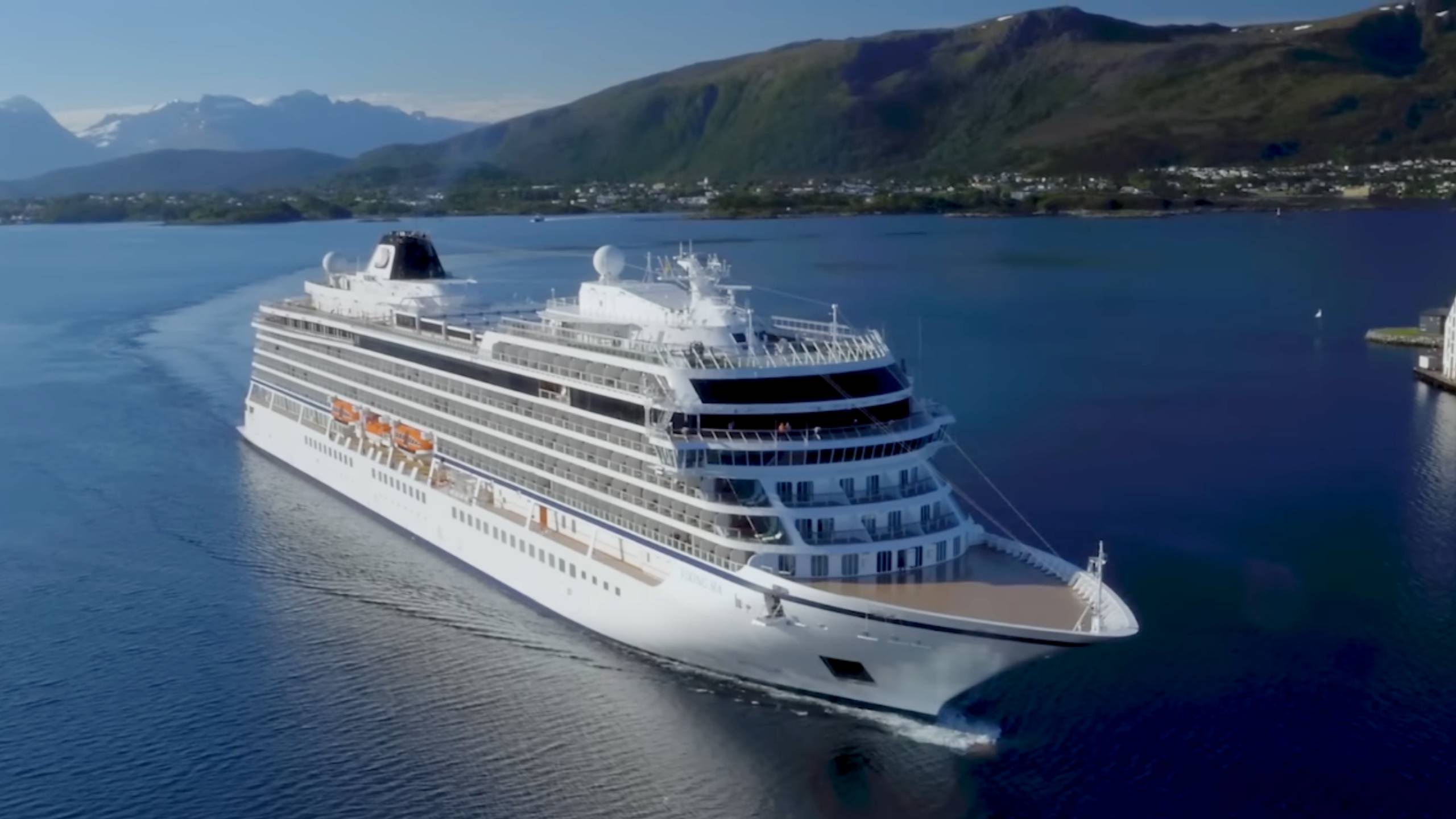 Viking Cruises: Destinations, Prices & Luxury Experiences 2025 - Citybit