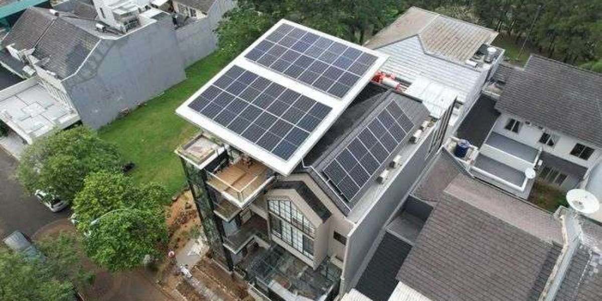 Panel surya untuk rumah