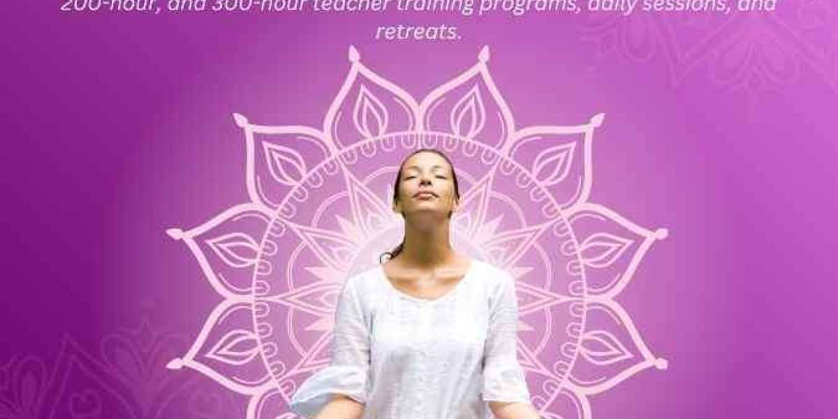 Best 300 Hours Yoga Teacher Training School in Rishikesh
