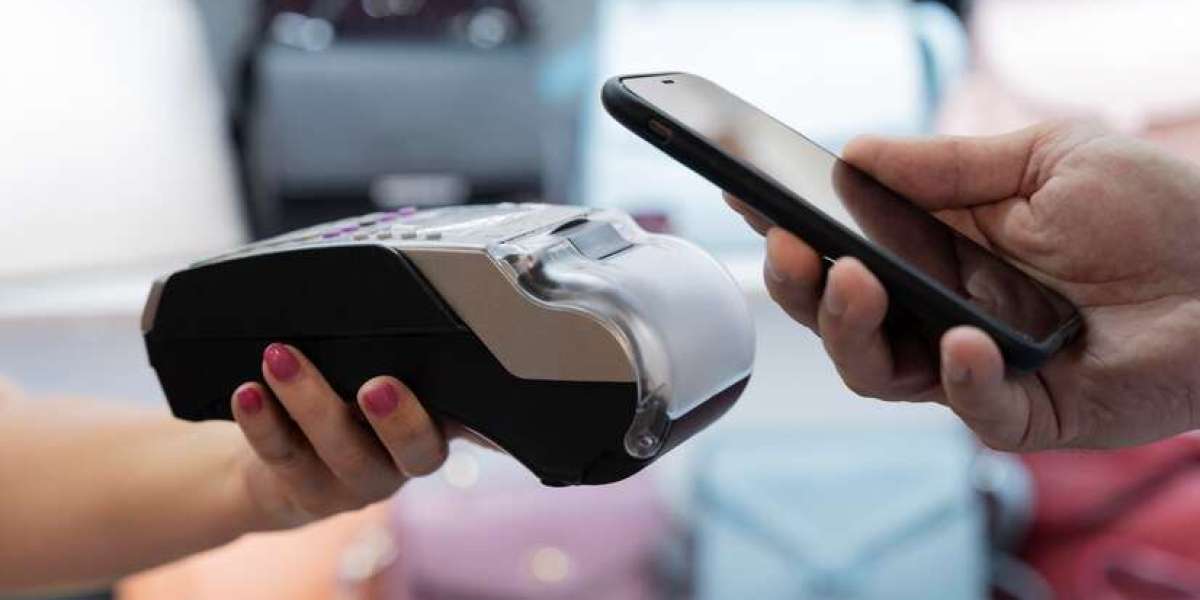 Why Pay at Table Devices Are a Must-Have for Modern Restaurants
