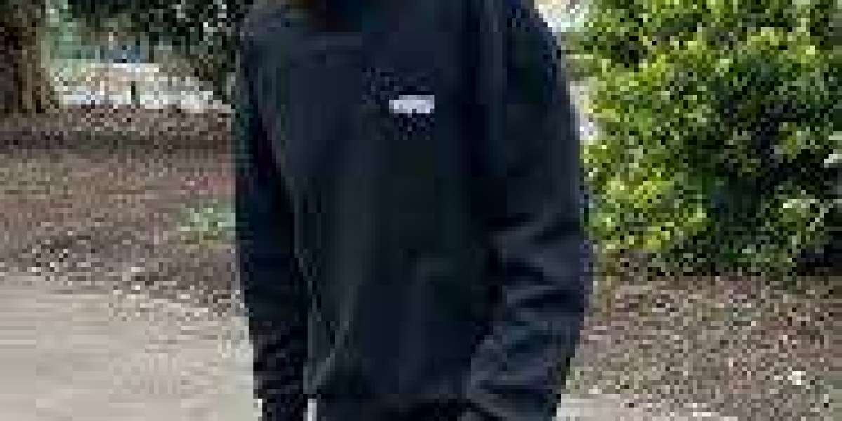 UpInFlames Clothing: Streetwear’s New Fashion