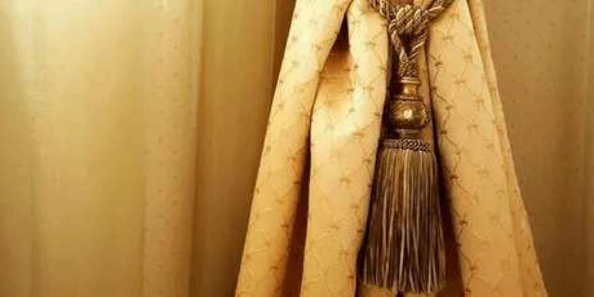Top Curtain Cleaning Brooklyn for Pet Hair & Stain Removal