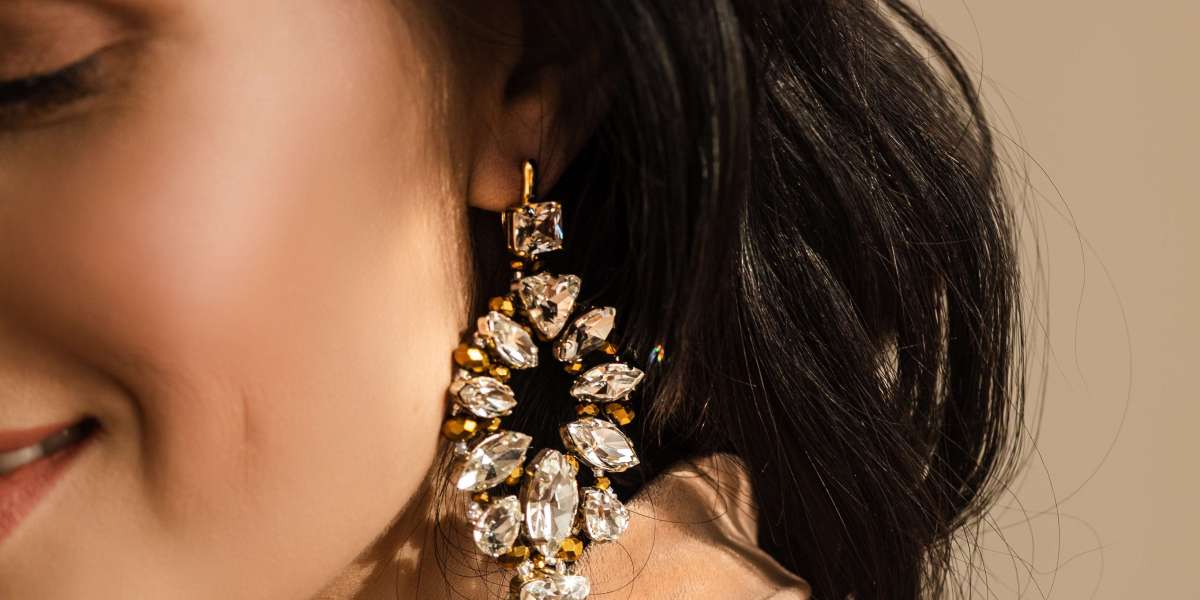 Online gold jewellery shopping in India