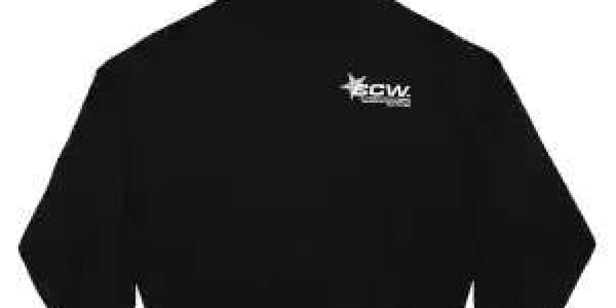 Cold Culture Hoodie: Where Streetwear Meets Minimalist Vibes