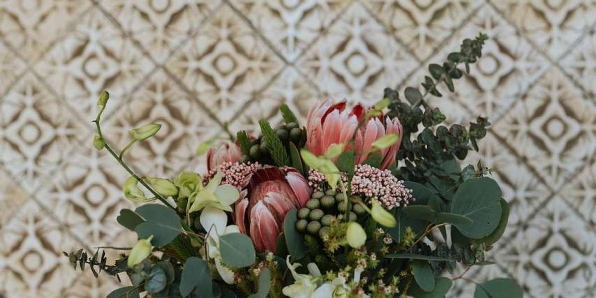 Navigating Guest Lists for Intimate Events: Who Makes the Cut?