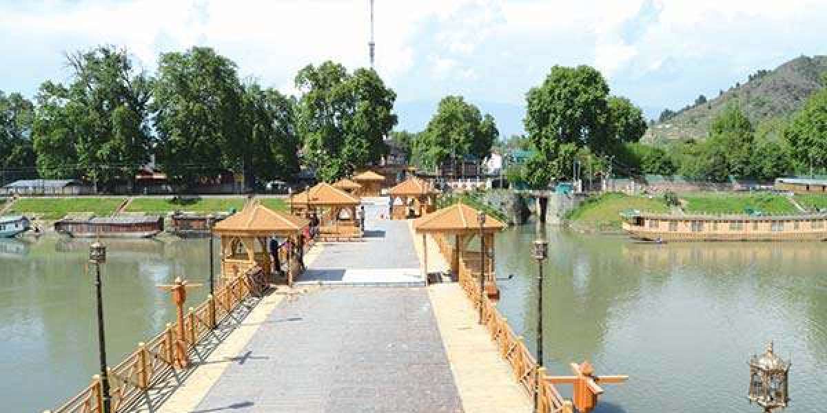 Discover Zero Bridge Srinagar & Lolab Valley: Top Attractions for Your 2025 Kashmir Itinerary