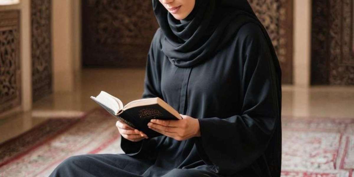Can I Read Surah Yaseen While Wearing an Abaya?