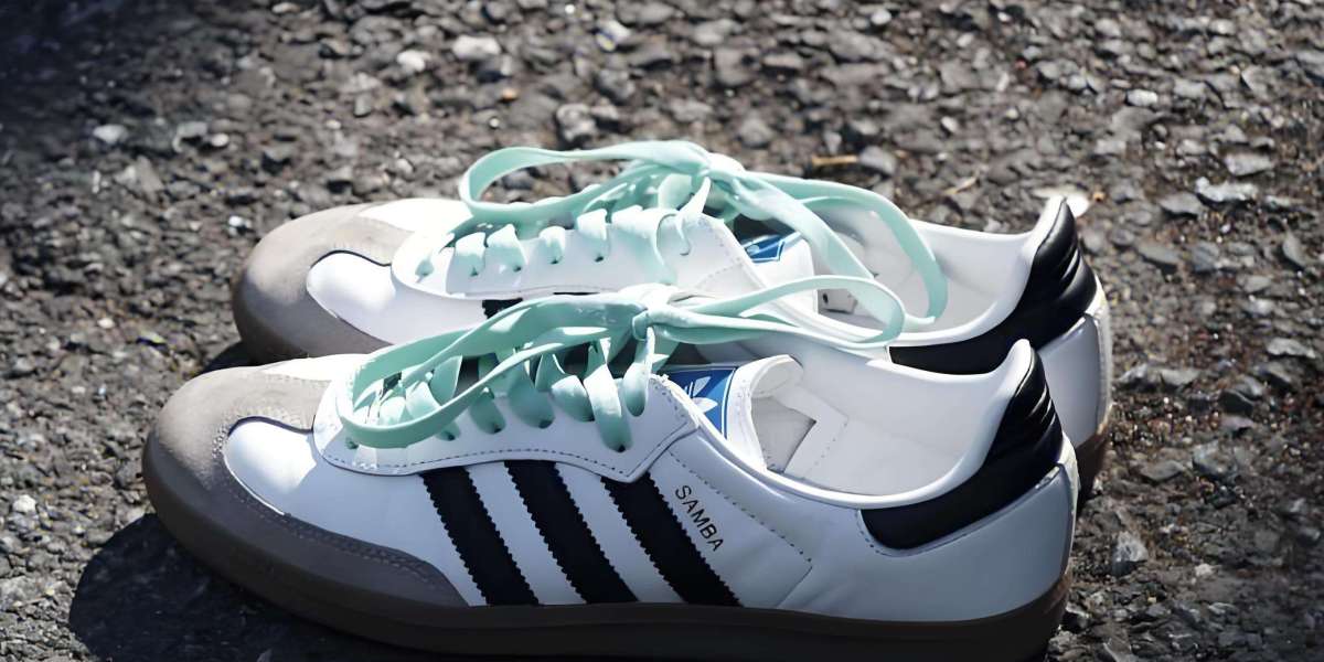 2025必收Adidas Samba鞋款：經典綠×厚底×菲董粉解析