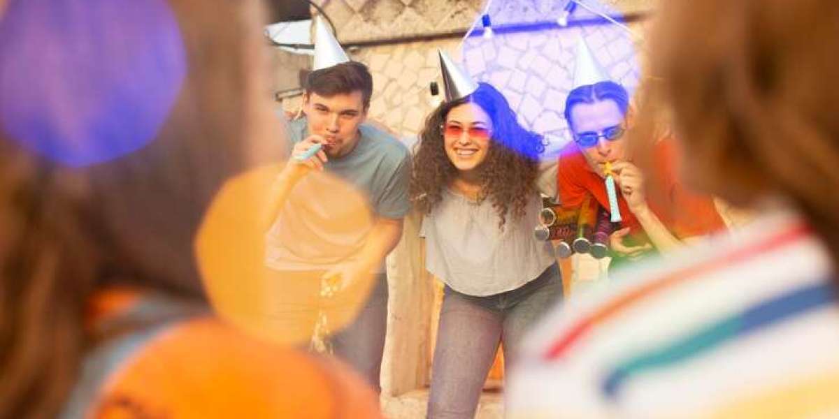 YOUR GUESTS ENTERTAINED - ENHANCE YOUR EVENT EXPERIENCE WITH 360 PHOTO BOOTHS