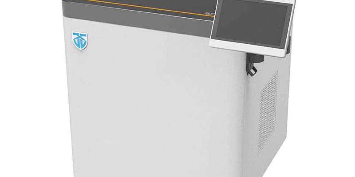 Silent Operation, Reliable Results: Ideal Centrifuge for 24/7 Urinalysis in Hospitals