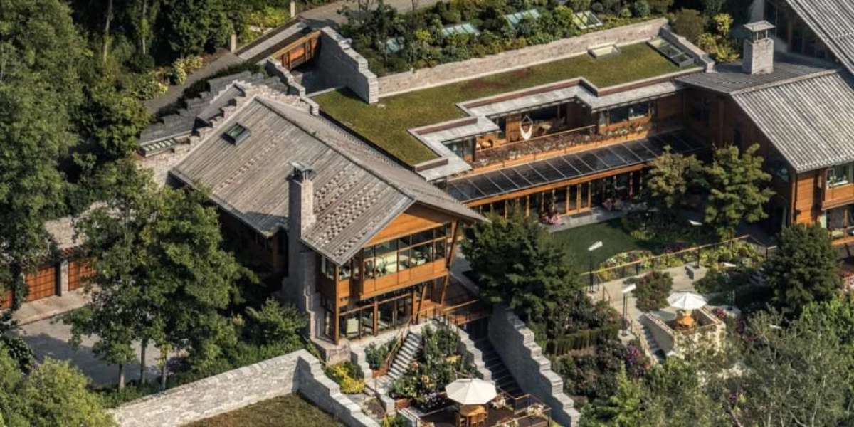 Inside Bill Gates House: The Mind-Blowing Mansion of the Future