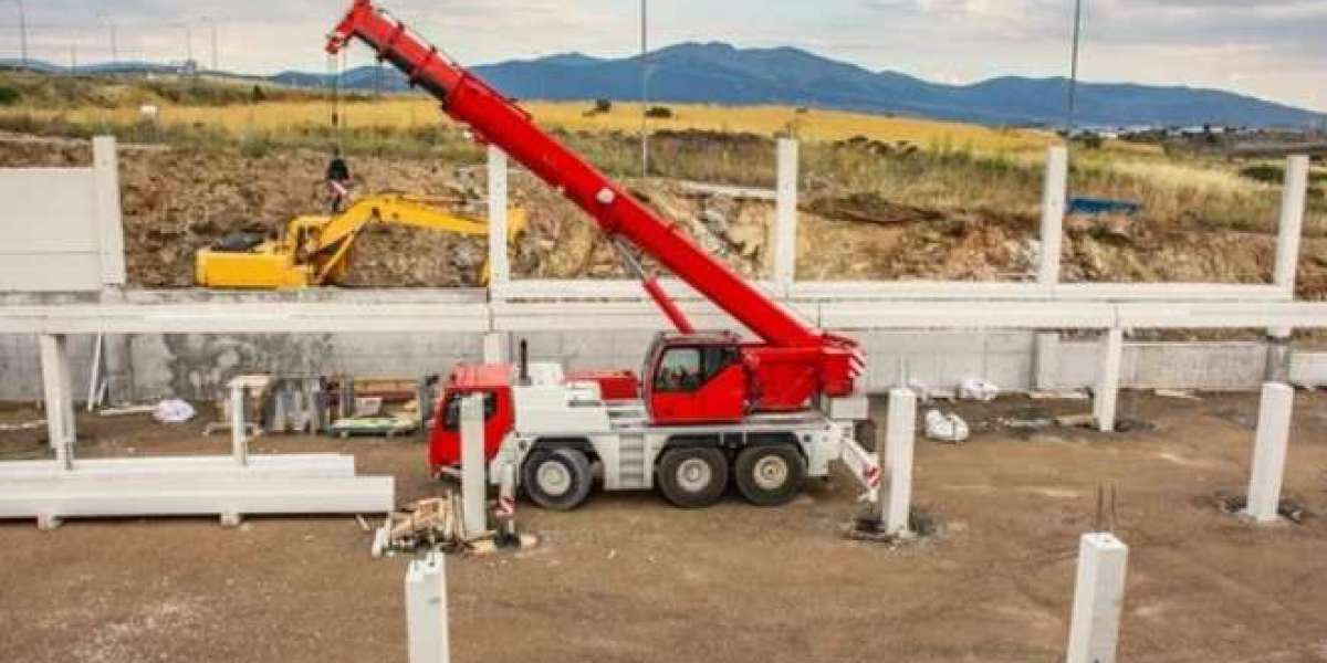 Mobile Crane Maintenance: Essential Parts to Replace Before Failure