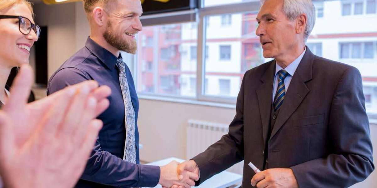 How to Get Sponsorship in Dubai for Your Business Without the Risks