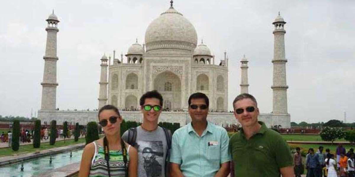 Delhi Agra Same Day Trip by Car
