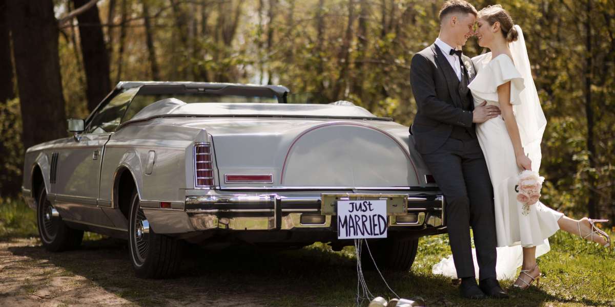 Arrive in Elegance: Affordable Wedding Day Luxury with Cheap Limousine Service in Dallas