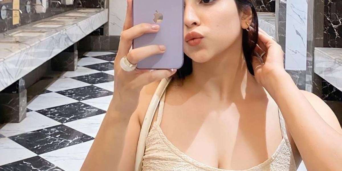 Pakistani Escorts in Abu Dhabi	+971585498622