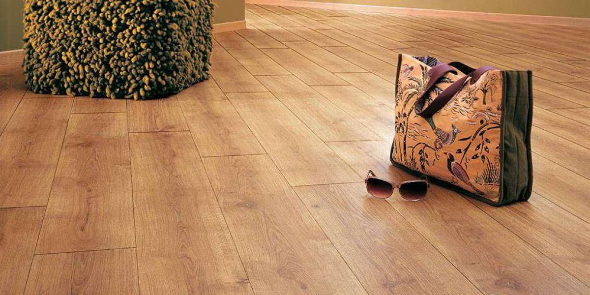 Tarima Flotante en Almería: Elegancia, Durabilidad y Estilo para tu Hogar