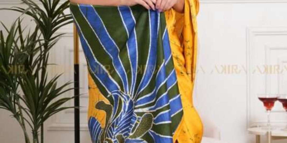 The Enduring Elegance of Batik Sarees in Sri Lanka
