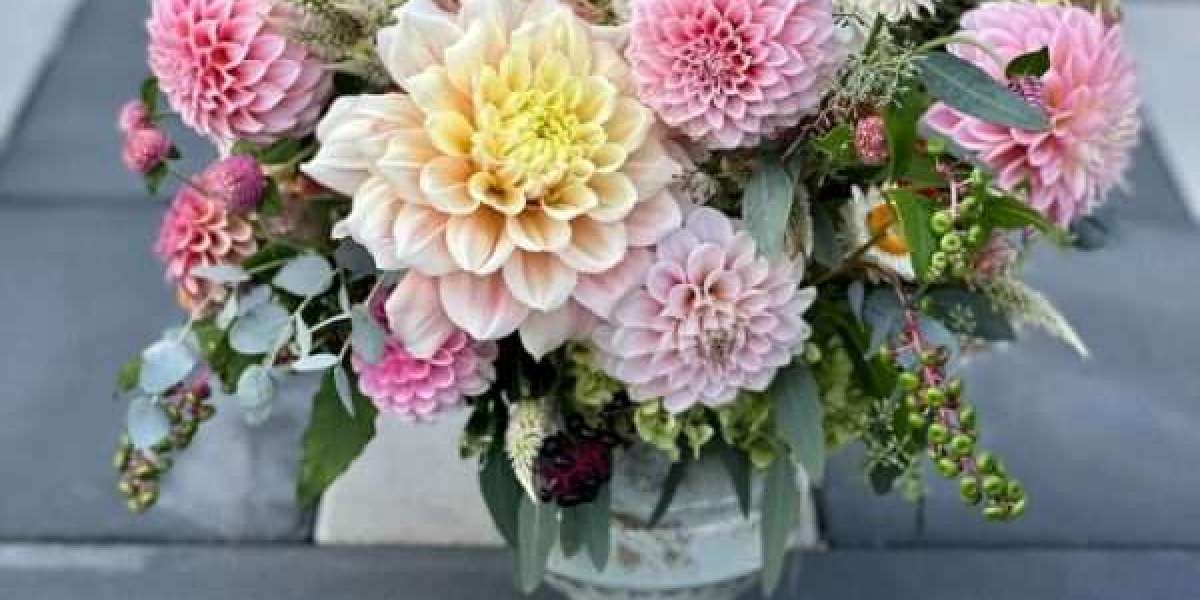 Effortless Gifting: A Deep Dive into Flower Delivery in Oakton, Virginia