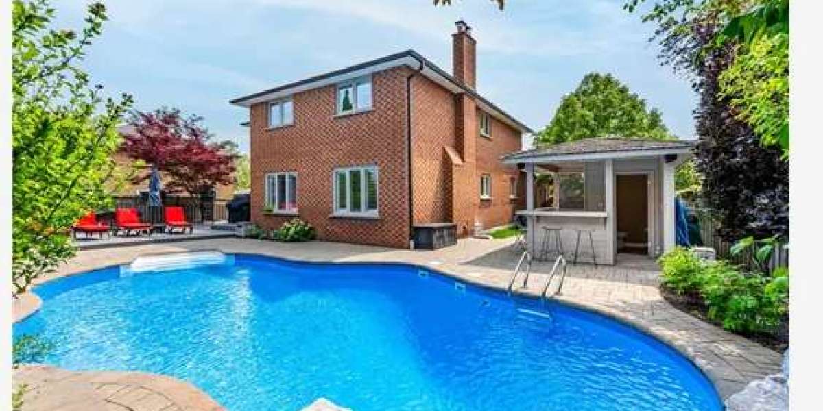 Explore Elegant Living with Oakville Houses for Sale