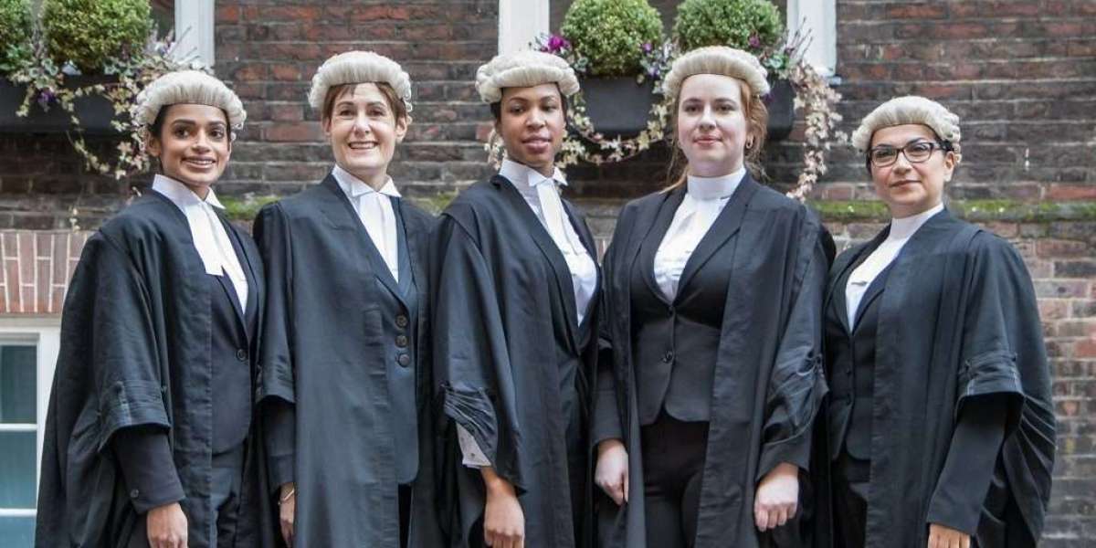 Why Immigration Solicitors4me Stands Out as the Best Solicitors in London for Immigration