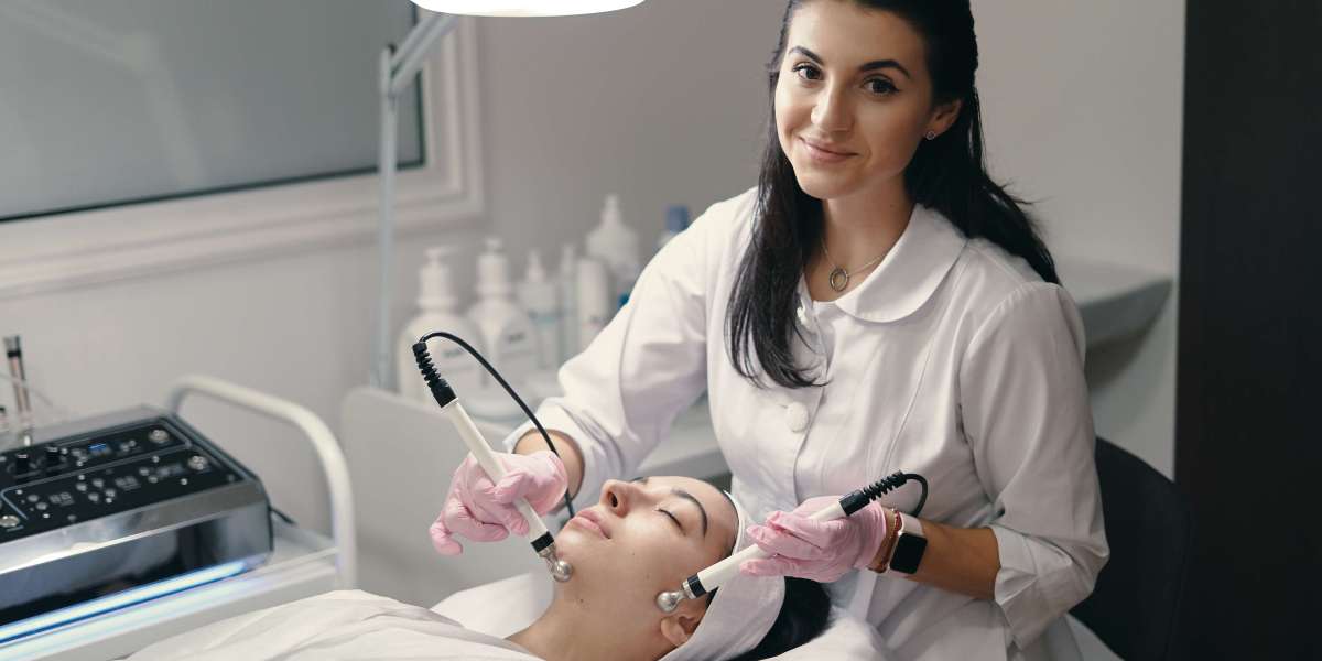 Effective Skin Treatment in Delhi by Top Dermatologists