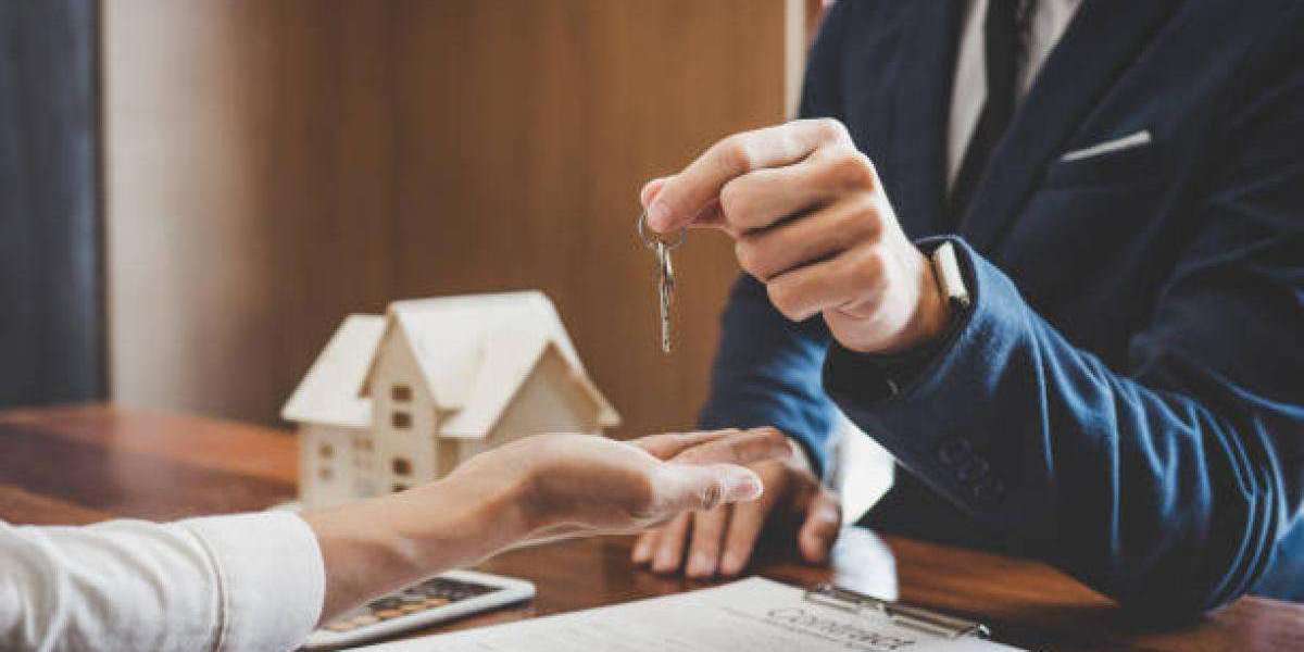 Best Time to Sell a Home: A Complete Guide for Homeowners