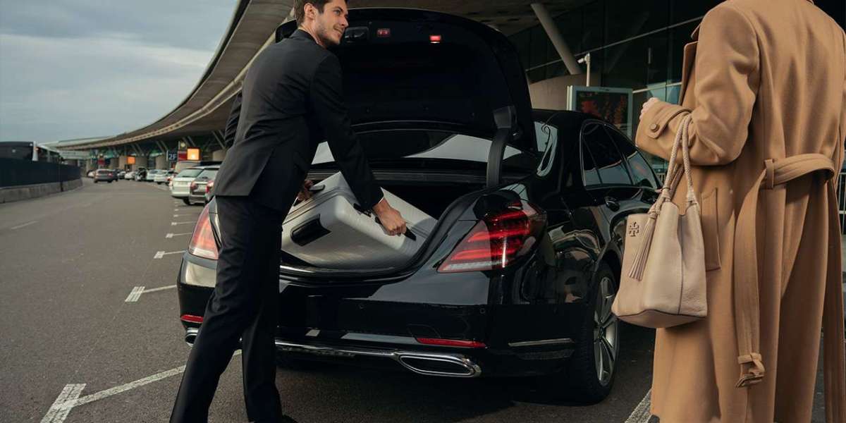 Why Professional Chauffeur Services Paris Are the Smart Choice for Travelers