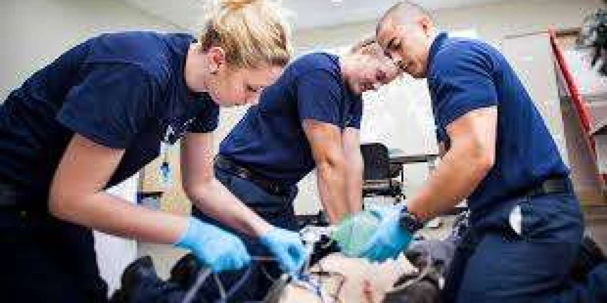 Emergency Medical Responder Course: Start Your Life-Saving Career Today