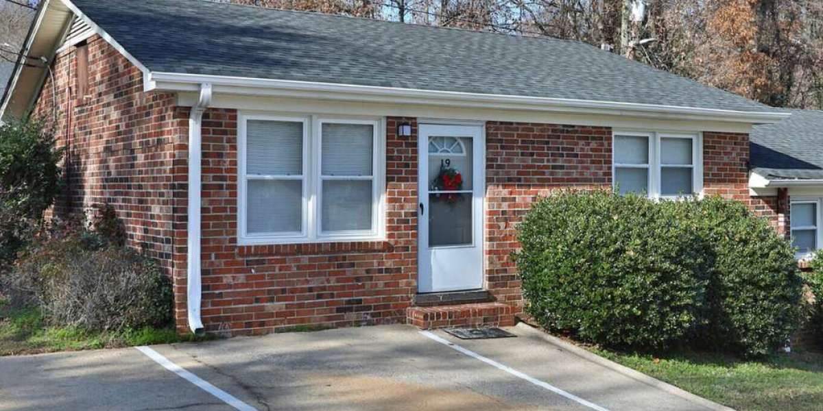 Comfortable & Convenient Apartment Living in Greenville