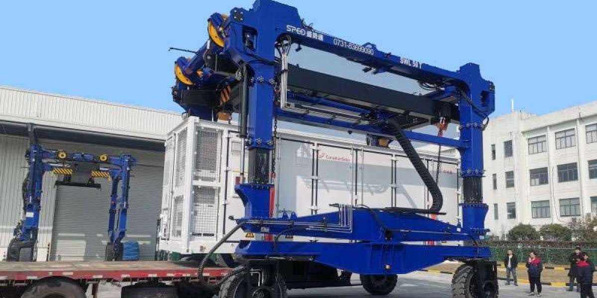 The 35-Ton Straddle Carrier Solution for ISO Container Operations