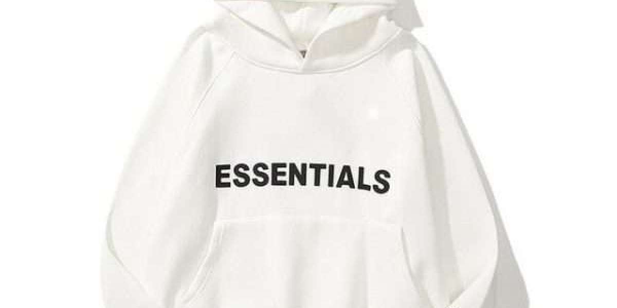 Minimalist Essentials Hoodie for a Sleek Street Look
