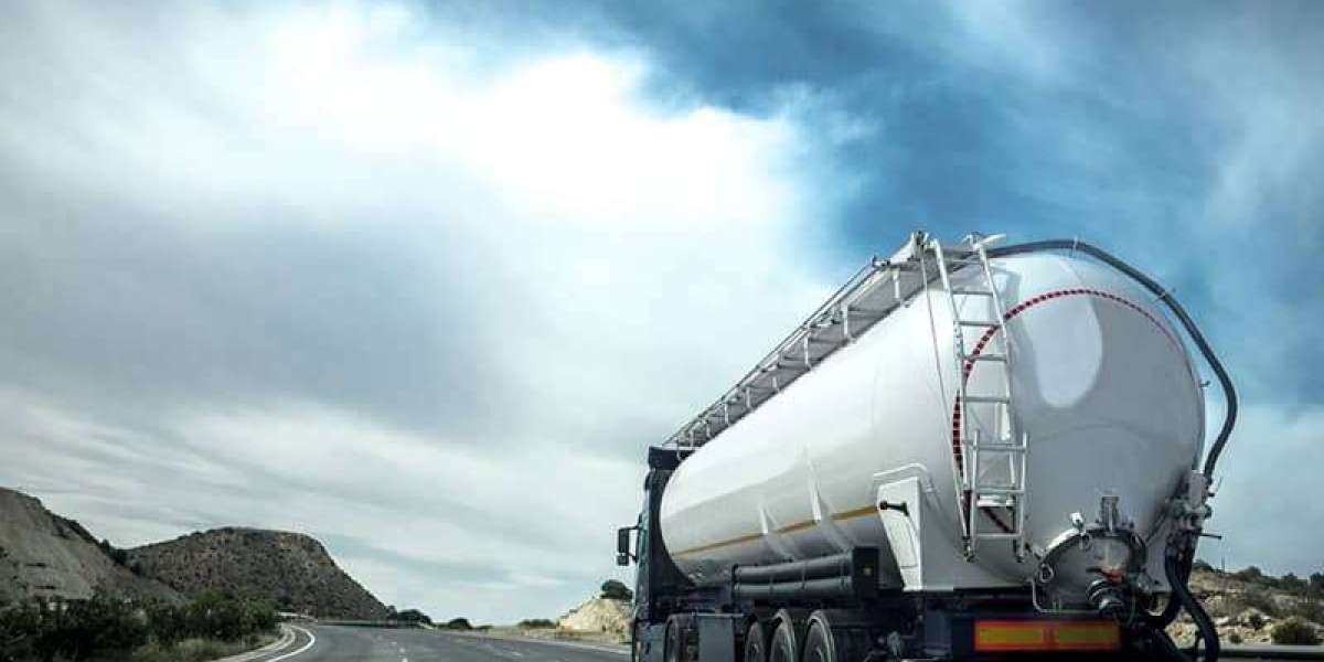 "Powering the Future: Outlook of the Heavy Commercial Vehicle Powertrain Market (2021–2031)"